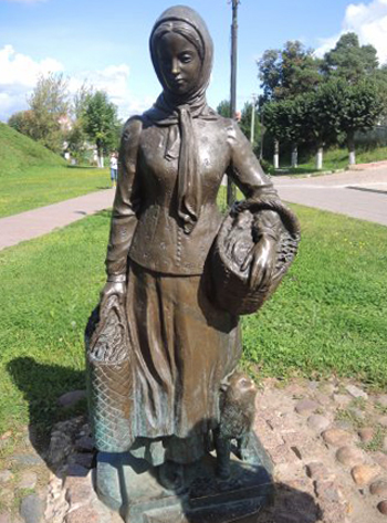 Скульптура девушка