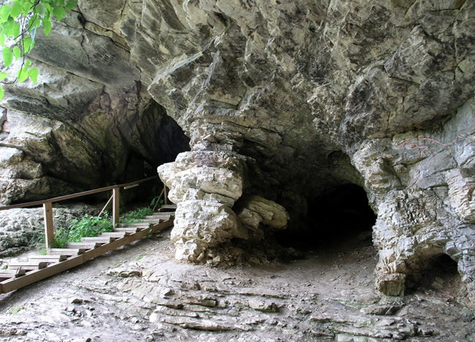 Пещера Ахштырская