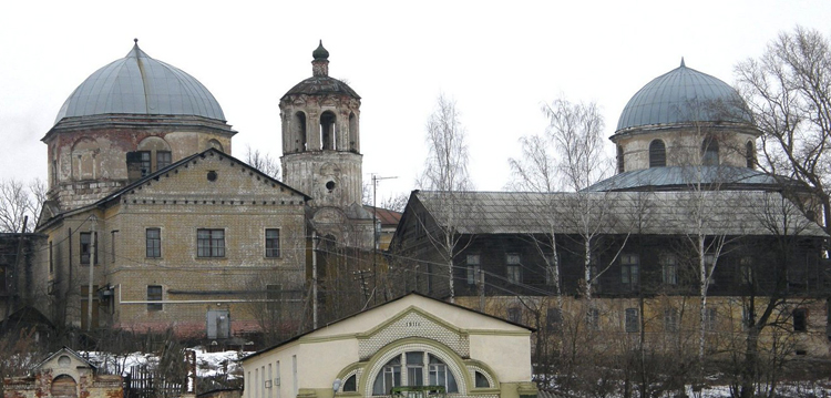 Воскресенский Новоторжский монастырь