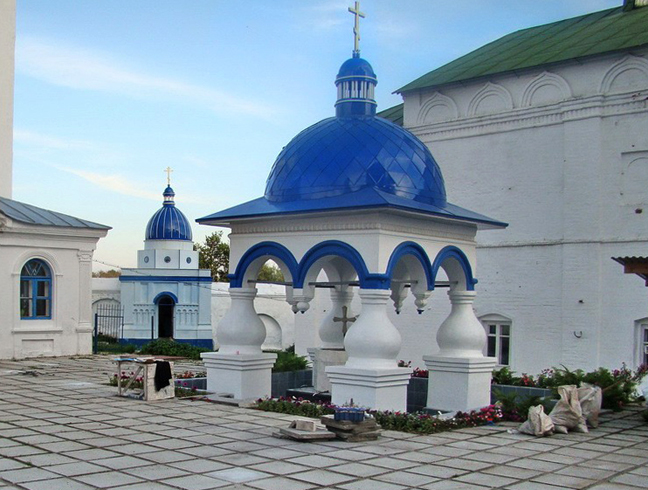 Киворий Боголюбского монастыря