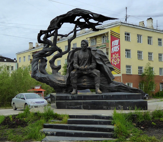 Памятник А.Е. Кулаковскому