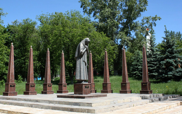 Памятник Матери Марии Фроловой
