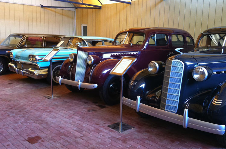 Музей ретро – автомобилей