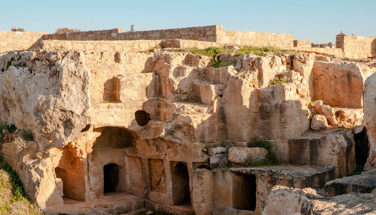 Царские гробницы в Пафосе