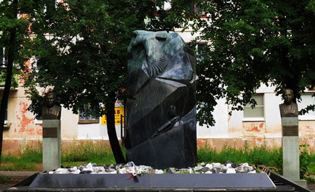 Памятник воинам, погибшим в локальных военных конфликтах в Чайковском
