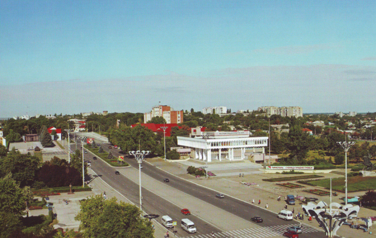 Площадь Суворова