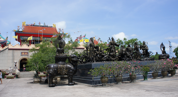 Китайский храм и музей буддизма Тхеравады