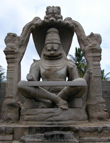 Статуя Нарасимхи