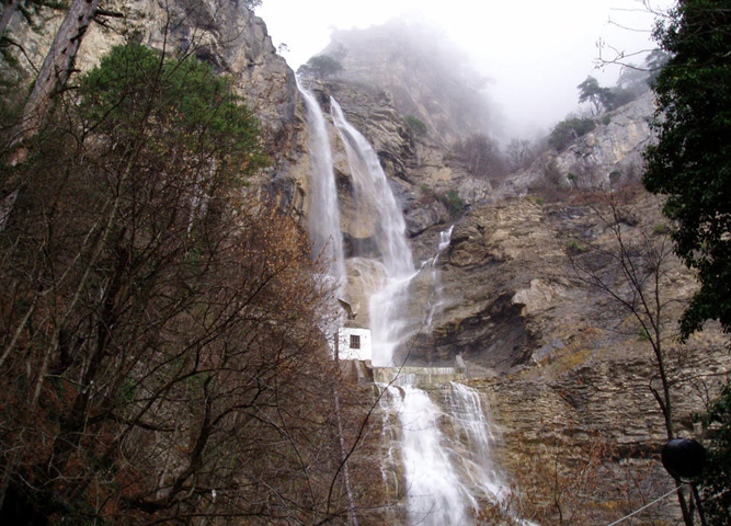 Водопад Учан-Су