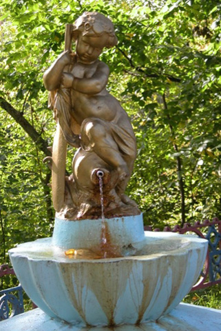 Питьевой фонтан «Мальчик»