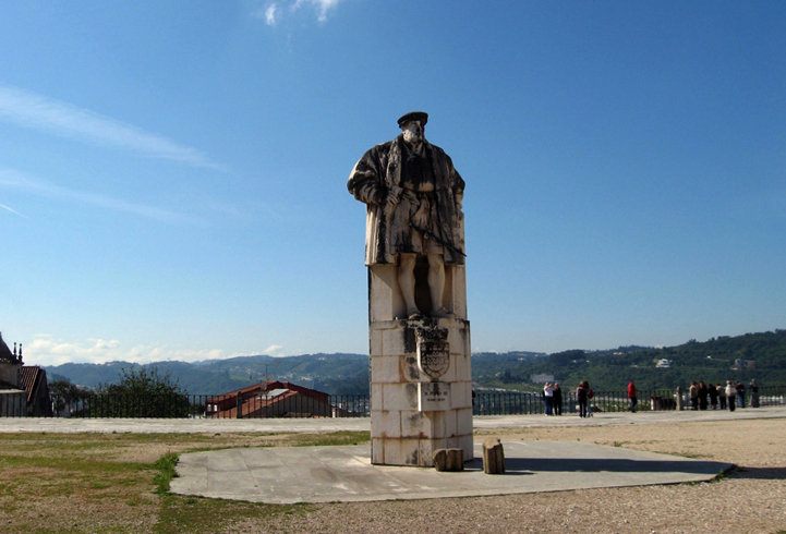 Памятник королю Жуану ІІІ