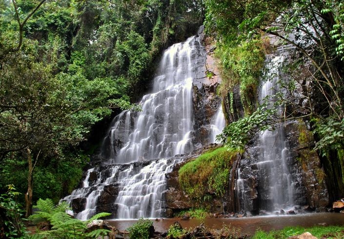 Водопады Карера