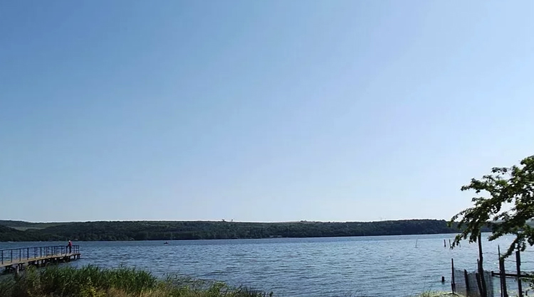 Варненское озеро
