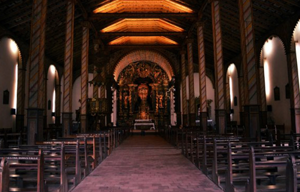 Внутри церкви